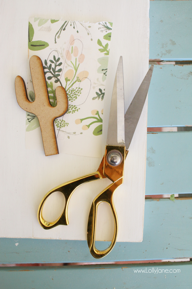 Darling floral cactus wood cutout wood sign tutorial. Decoupage a floral pattern onto a wood cactus then place on a stencil wood sign. So cute! Easy home decor craft!