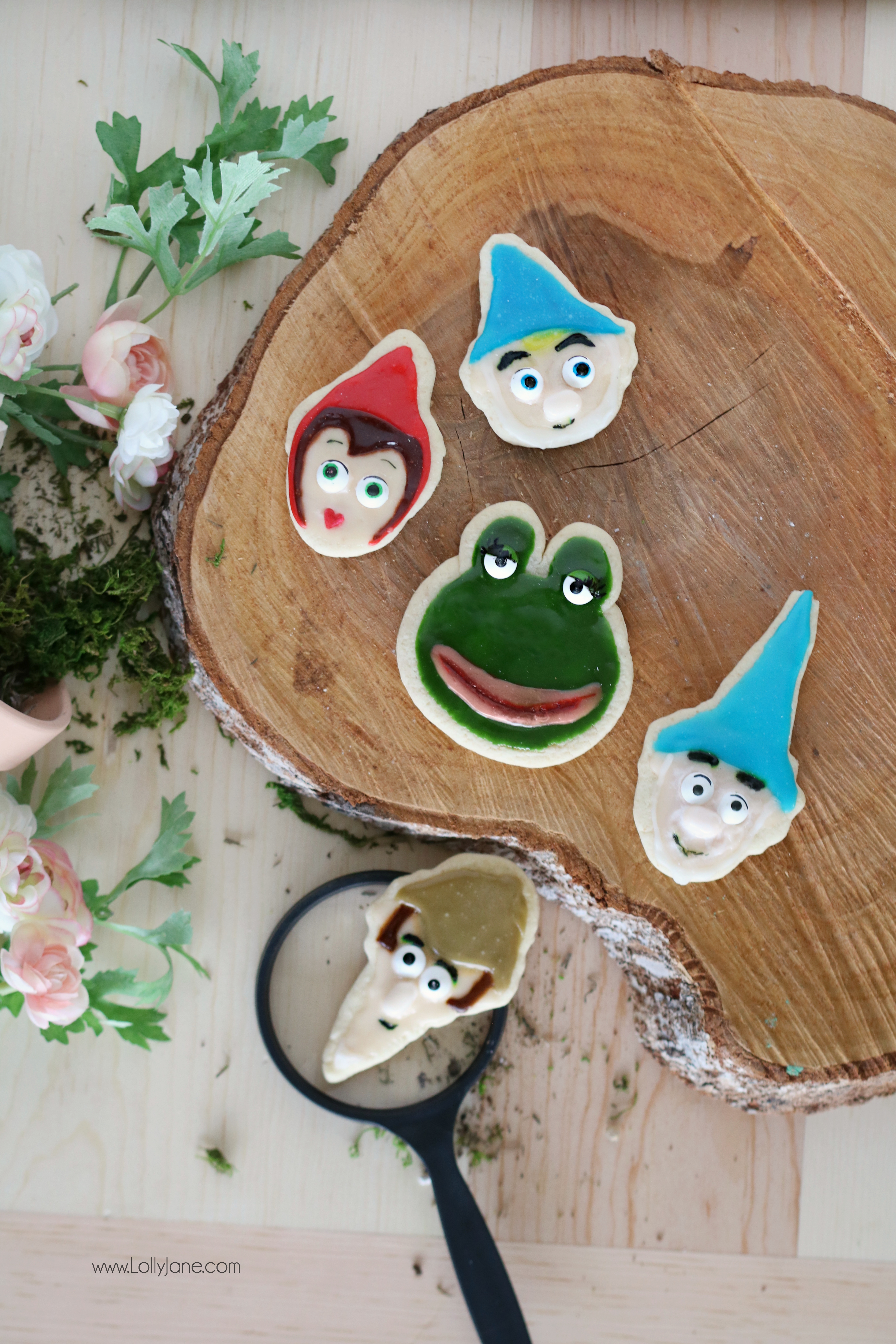 Yummy and cute Royal Icing Sugar Cookies, perfect for your Sherlock Gnomes parties or movie premier!