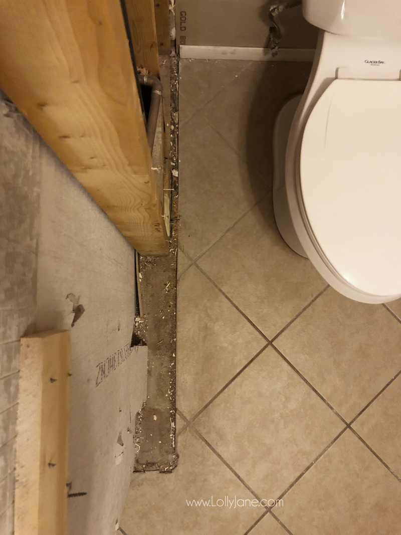 Small bathroom remodel ideas on a budget! We're renovating a bathroom on a budget and are gutting it down to the studs! 