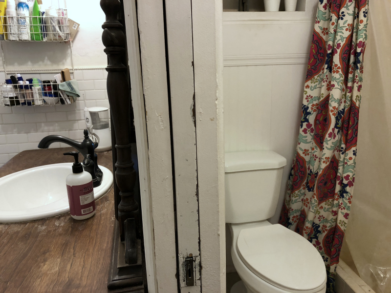 Old farmhouse bathroom renovation before pictures. Can't wait for the amazing farmhouse renovation reveal!