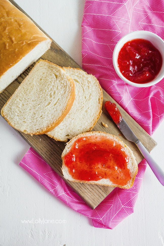 Love this simple quick bread recipe | Easy to make bread recipe, love our grandma's white bread recipe, yum!