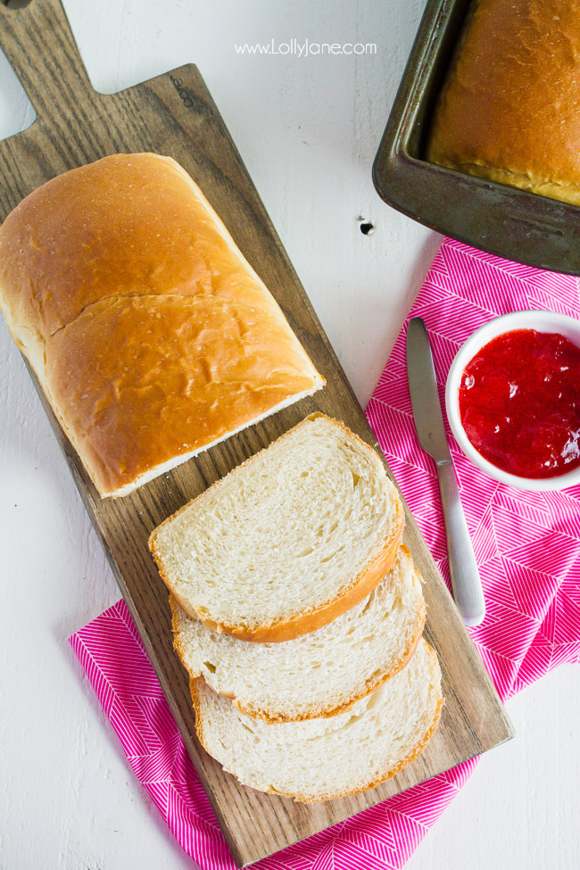 Love this tasty homemade bread recipe, so yummy! Such an easy to make bread recipe!