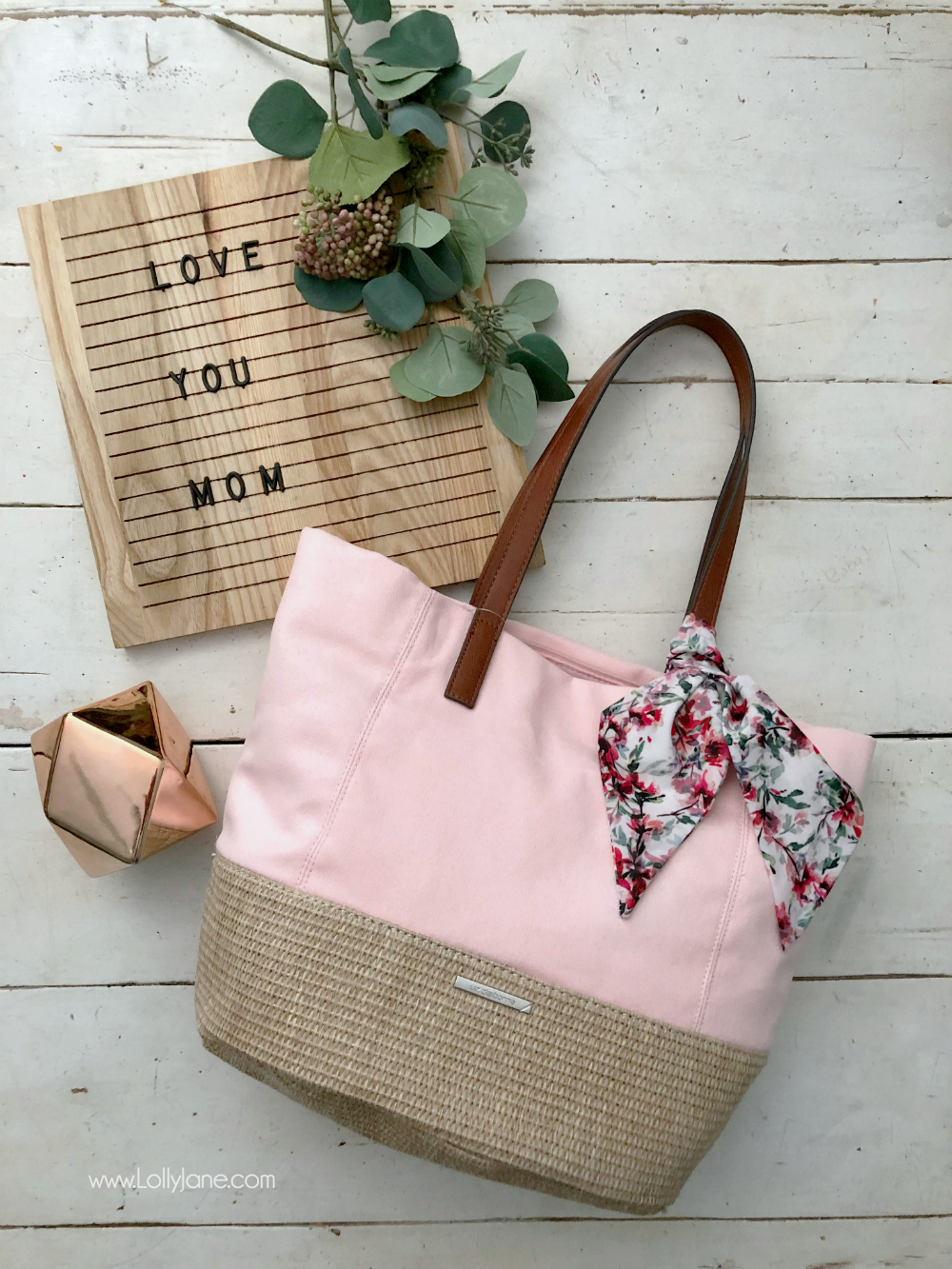 Easy Mothers Day Gift Ideas! Love this letterboard, tote, or candle... I would love one! ;) 