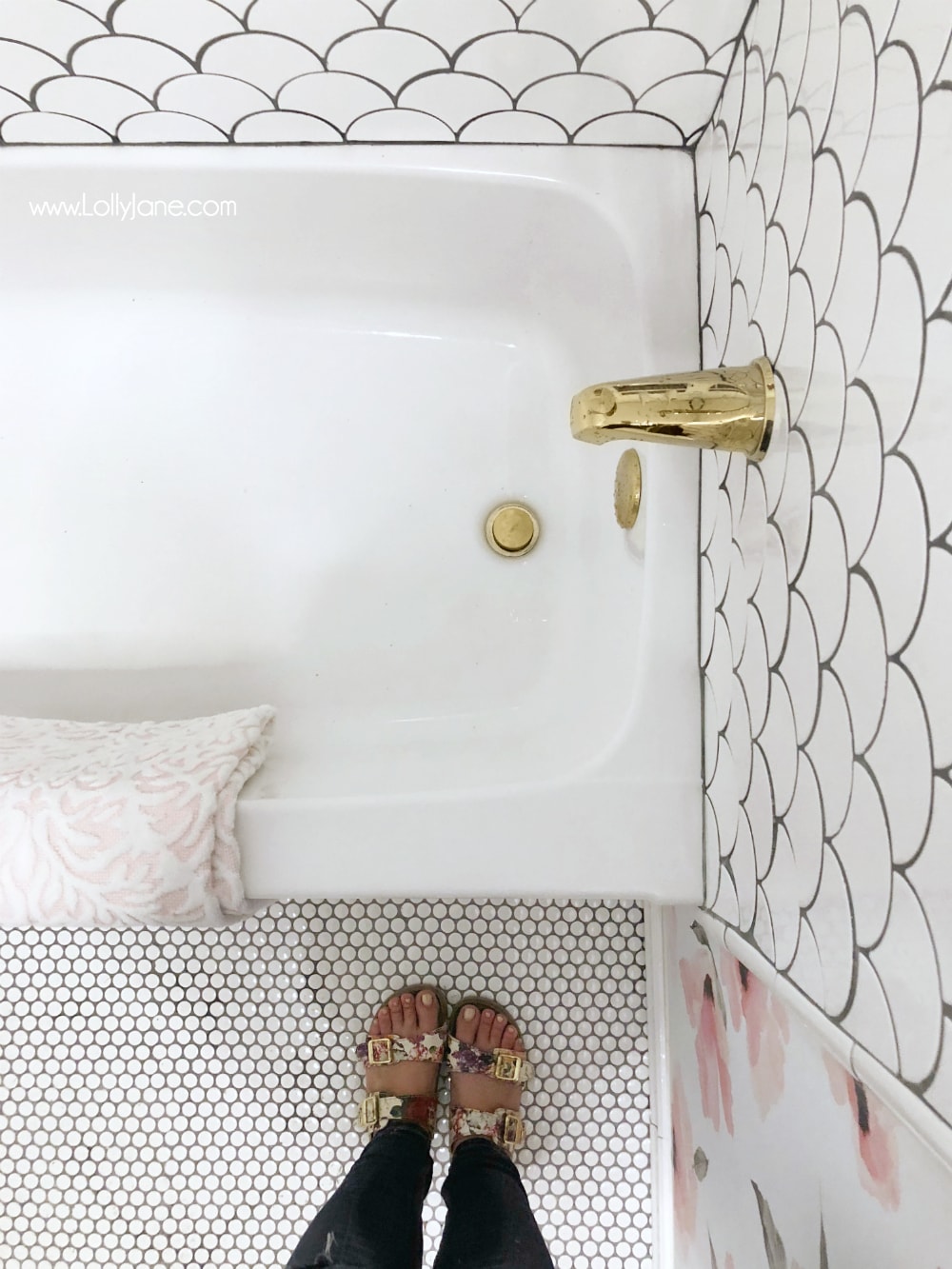 Glam Farmhouse Bathroom Reveal