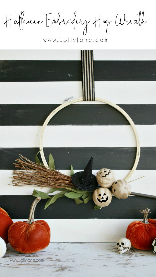 Check out this easy tutorial for simple Halloween decorations this year! Loving this DIY Halloween embroidery hoop wreath. You just need a few supplies to create your own Halloween wreath! #diy #diywreath #holidaydecor #halloween #halloweenwreath #diydecor #halloween