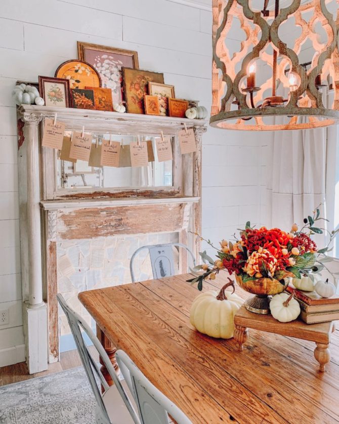 Looking for DIY Thanksgiving Decorations this fall season? We're loving this easy to make thankful banner! Just use kraft paper and twine to make a simple grateful banner which doubles as easy Thanksgiving decor! #diythanksgiving #thanksgivingdecorations #thankfulbanner