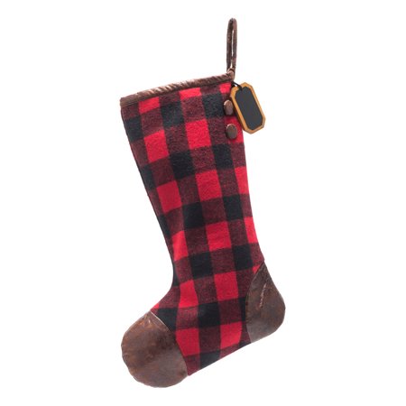 So cute!! Love these buffalo check stockings!