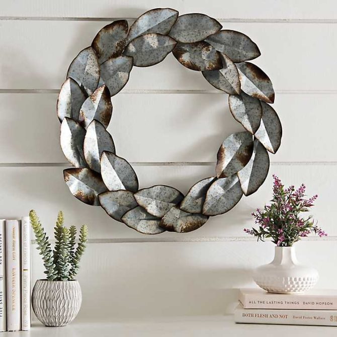 Love this galvanized wreath, the cutest farmhouse style decor! Add this metal wreath to your door or family room or kitchen for pretty farmhouse charm! #farmhouse #farmhousestyle #metalwreath #galvanizedwreath