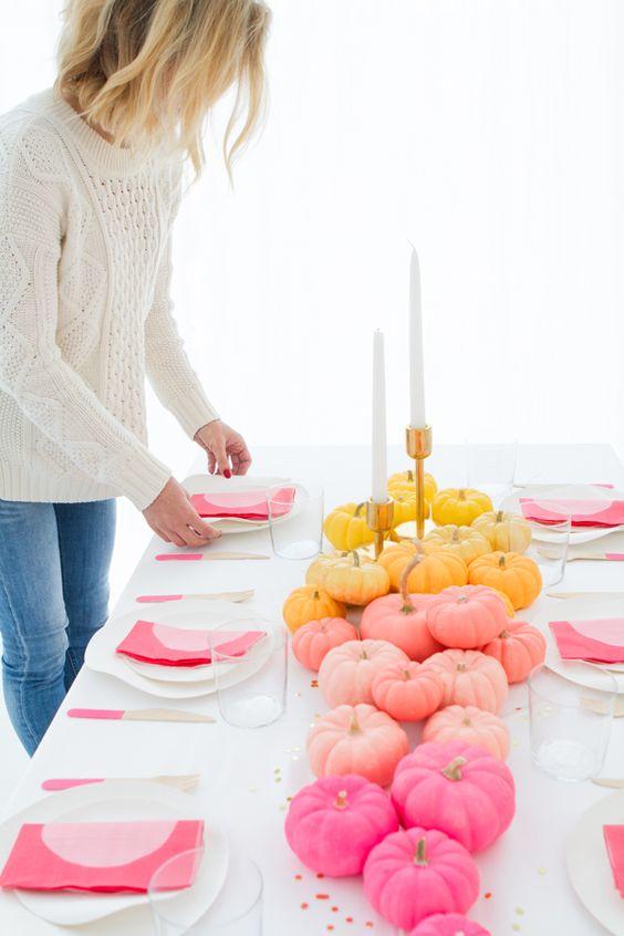 Such a cute fall table scape display: ombre pink to orange pumpkins. SO CUTE! #pinkpumpkins #falldecor #pinkpumpkinfalldecor