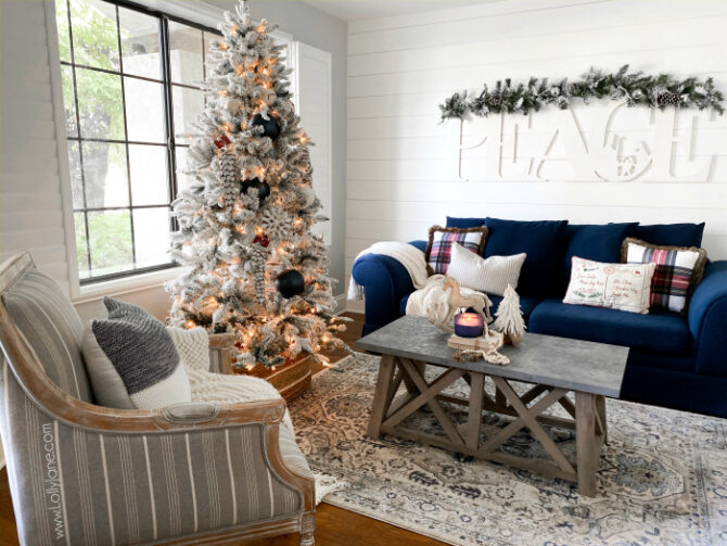 farmhouse christmas living room ideas