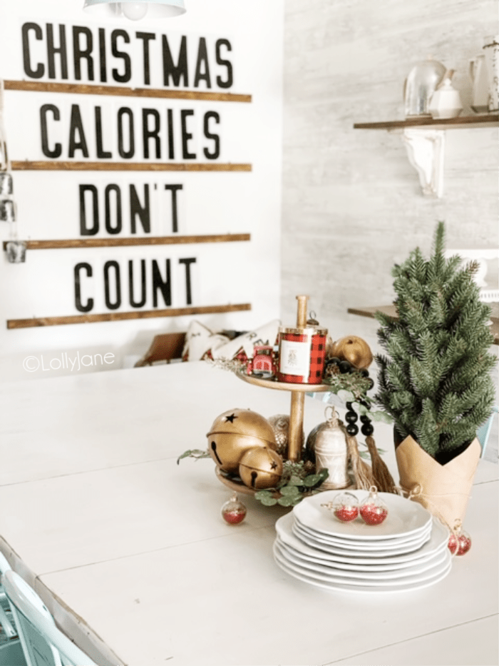 How to Decorate a Christmas Tiered Tray