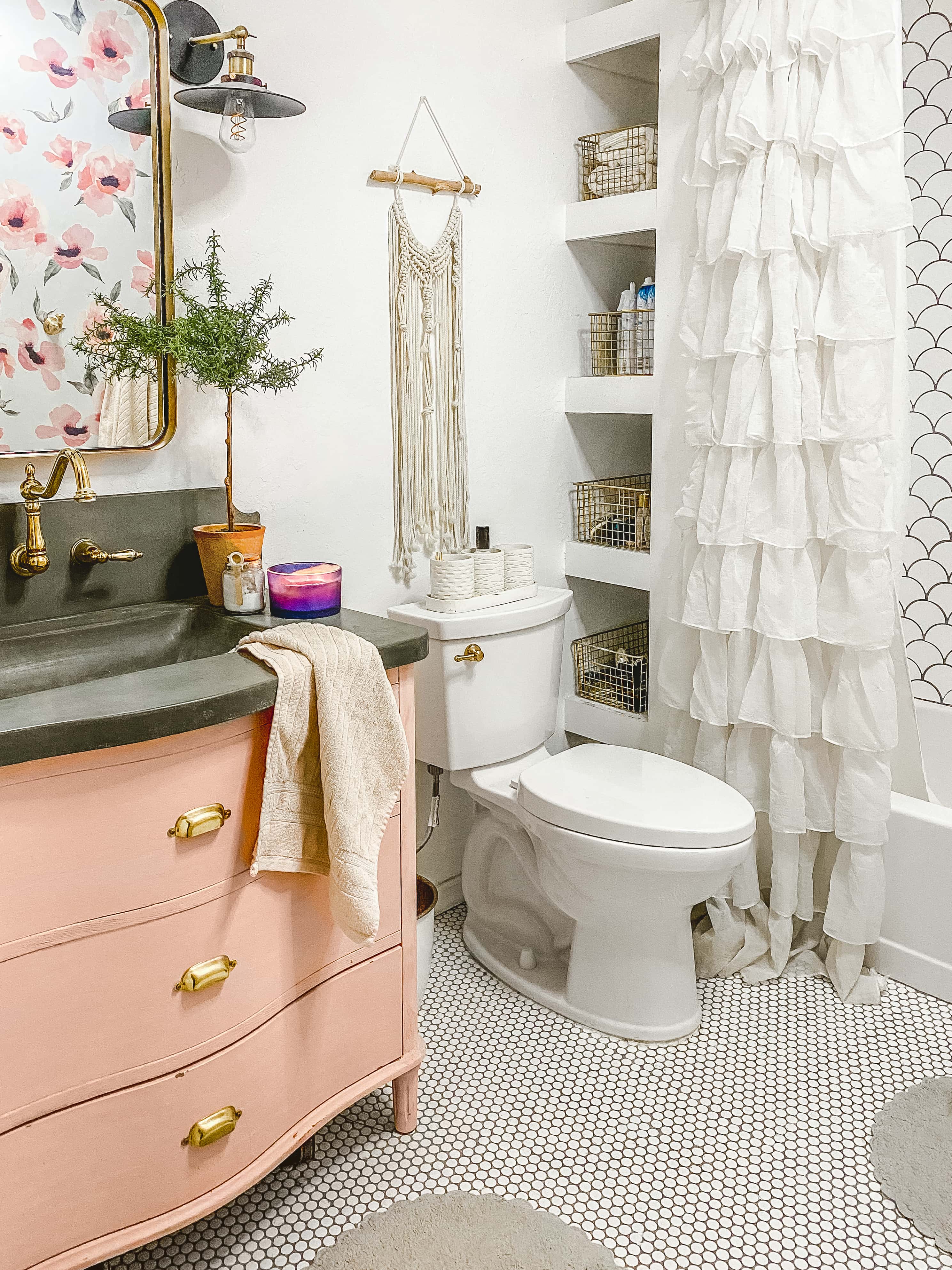 Stylish Organization Ideas for a Child's Bathroom