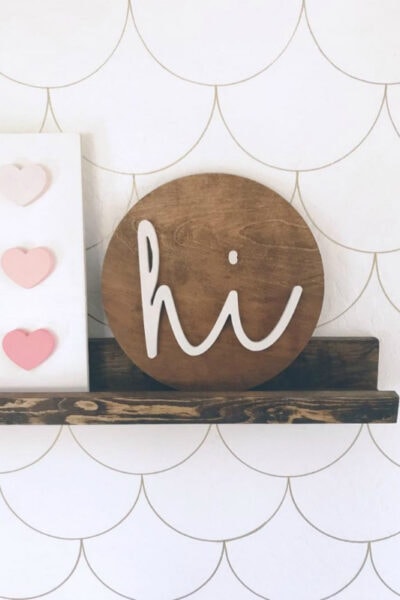Love this adorable hi script wood cutout sign, so cute! The cutest handmade gift idea! #woodcutout #woodsign #hiwoodcutout #etsyshop #lollyletters
