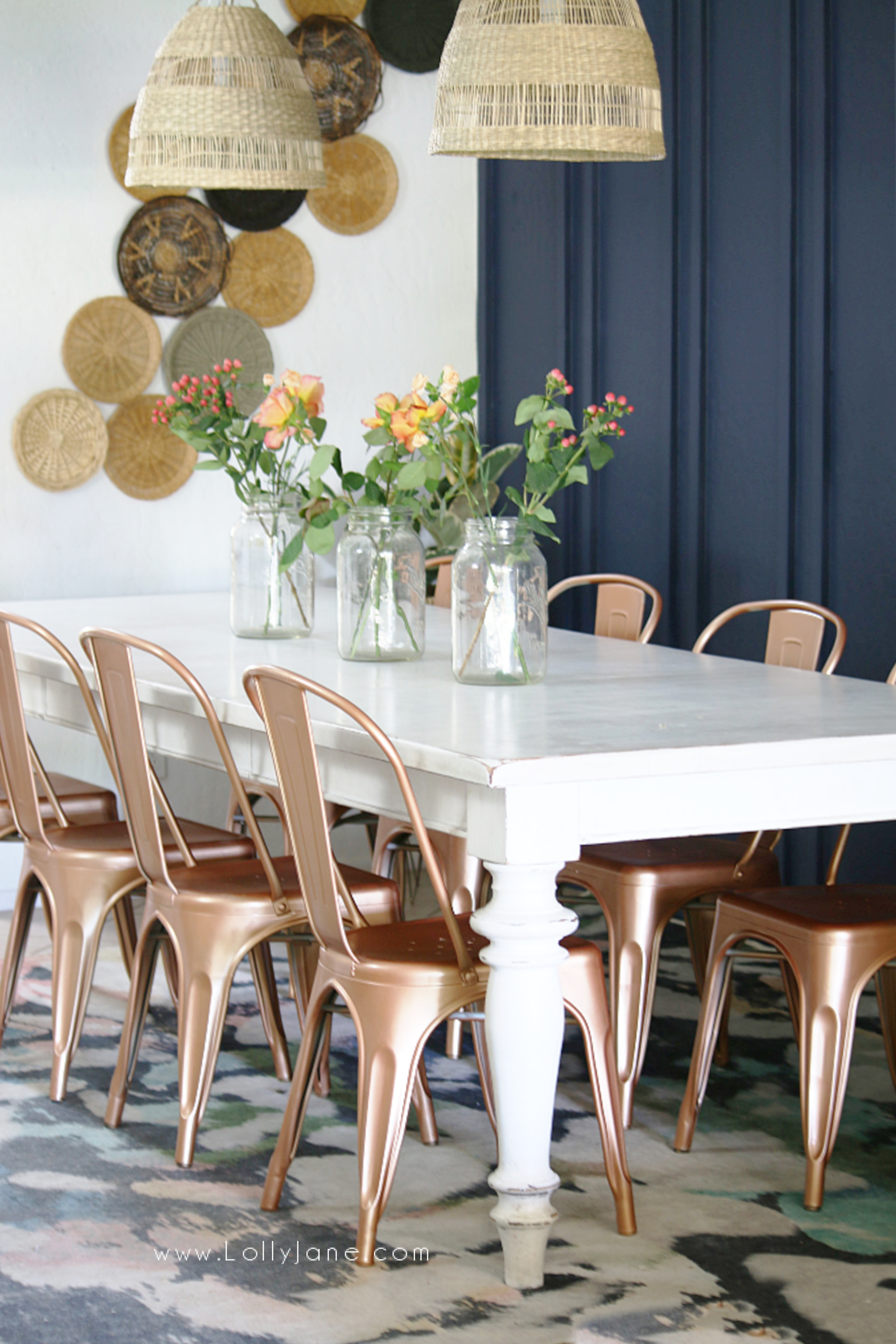 Boho style dining room decor! Check out this farmhouse to boho dining room makeover using a little paint for a big transformation! #diningroom #diningroommakeover #bohodiningroom #bohostyle #bohofarmhouse #bohofarmhousedecor