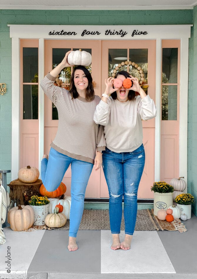 Twins behind LollyJane.com, a DIY home decor site with TONS of free tutorials and affordable home decor ideas... like how to style a fall porch on a budget! #falldecor #falldecorations #fallporch #fallporchhdecor #porchdecor #porchdecorations