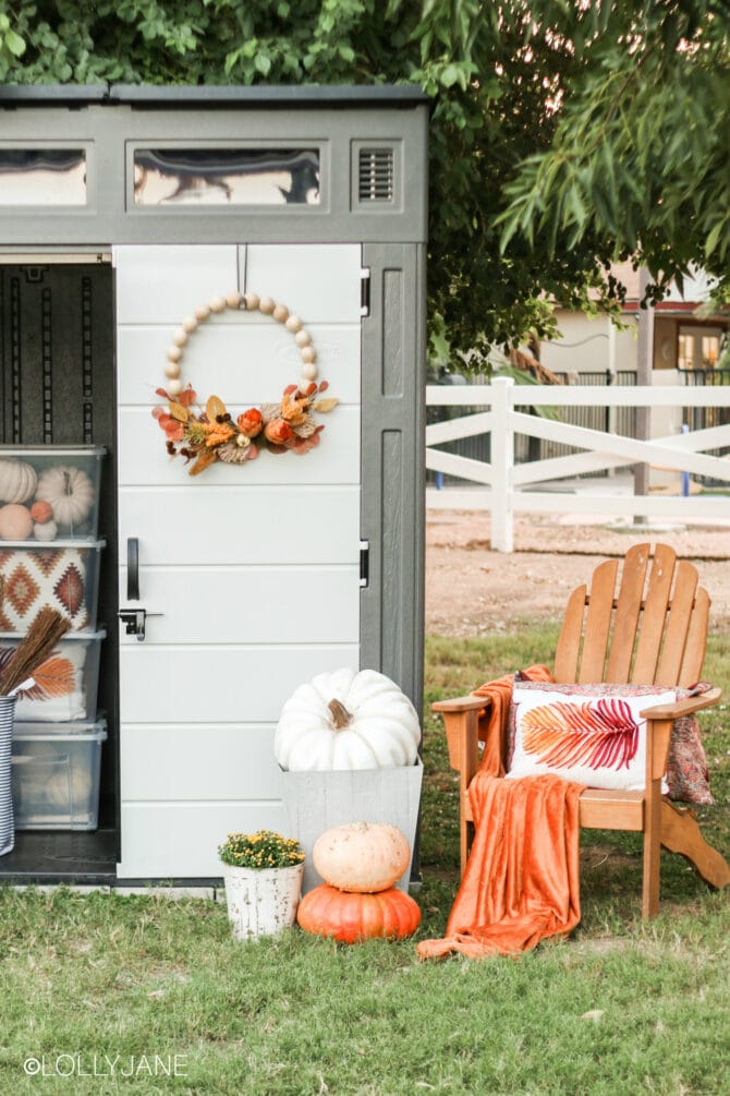 Love this chic outdoor minimalist shed just for my decor, nice to clear up indoor storage! #suncast #storagesolution #shed #sheshed #sheds #shedstorage #outdoorshed #organize #organization #holidaydecorations