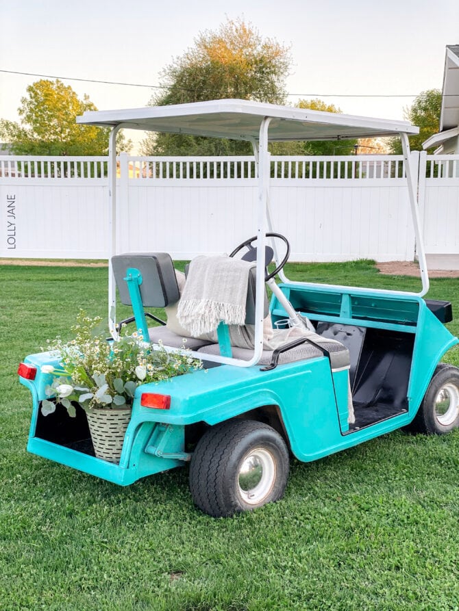 Want to know how to spray paint a golf cart? Colorshot from Home Depot helped us make over this 1981 golf cart in a day and it doesn't even look like the same golf cart, love this spray paint! (Full tutorial linked!) #golfcart #golfcartmakeover #paint #paintingtips #painttips #spraypaint #spraypainting #spraypainttips