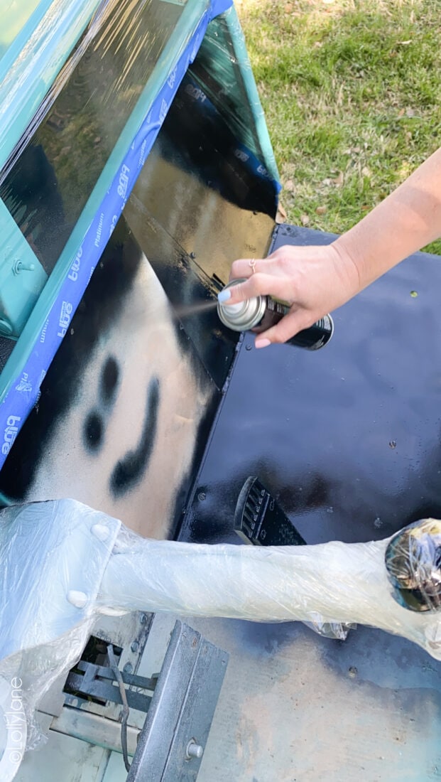 Easiest makeover with the help of Colorshot spray paint! NO professional painter needed, just a little patience! #golfcart #golfcartmakeover #paint #paintingtips #painttips #spraypaint #spraypainting #spraypainttips