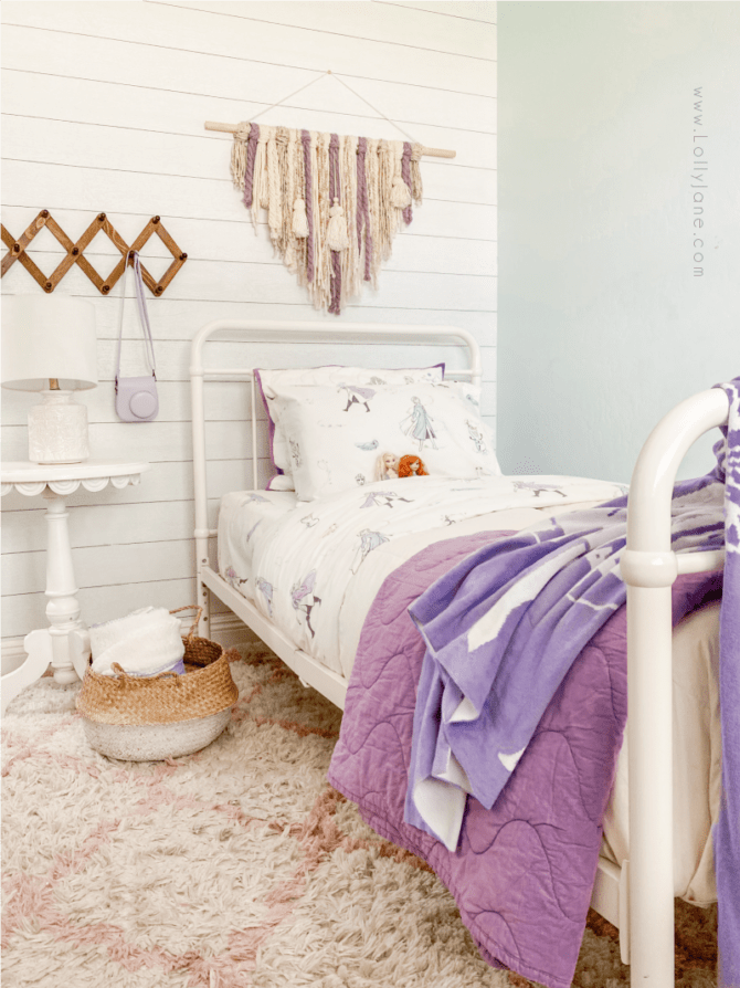 Do you have a Frozen 2 fan in your home? These Frozen 2 room decor ideas include soft, modern themed bedding and simple accessories to create the bedroom of their dreams.