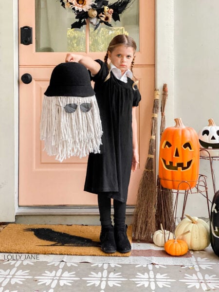 Cousin Itt Treat Bucket DIY, the perfect accessory to your spookily dressed Wednesday Addams!