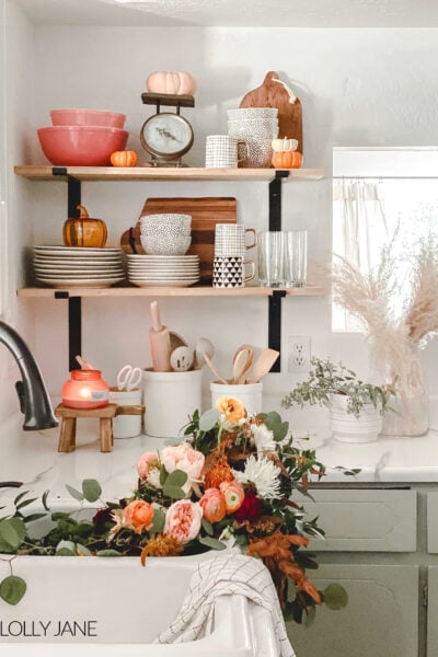 Style your kitchen shelves with these cute and affordable MUST HAVE items from Walmart Home! Love them decked out for fall!
