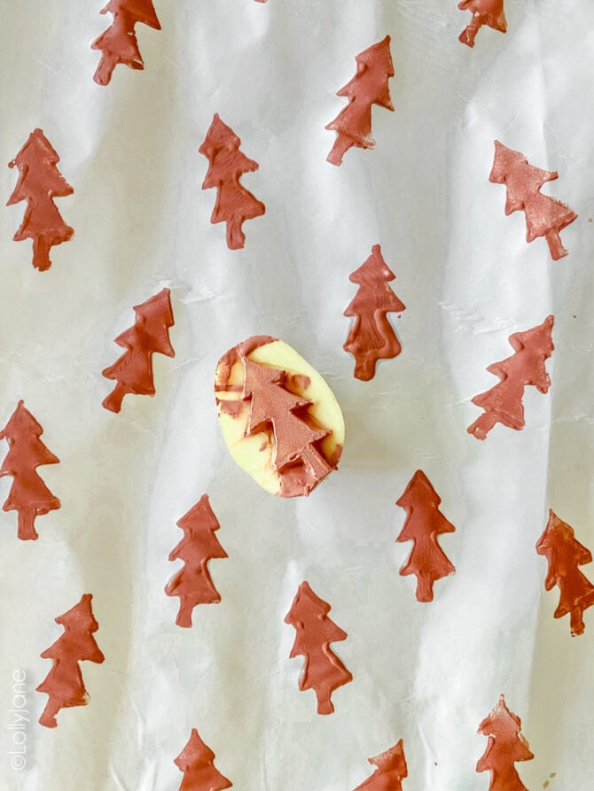 DIY Potato Stamp Wrapping Paper