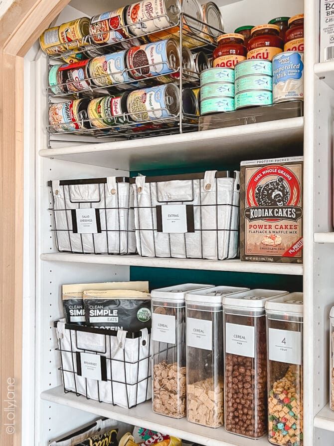 Get your pantry area organized in no time with these easy tips... and lot of containers!