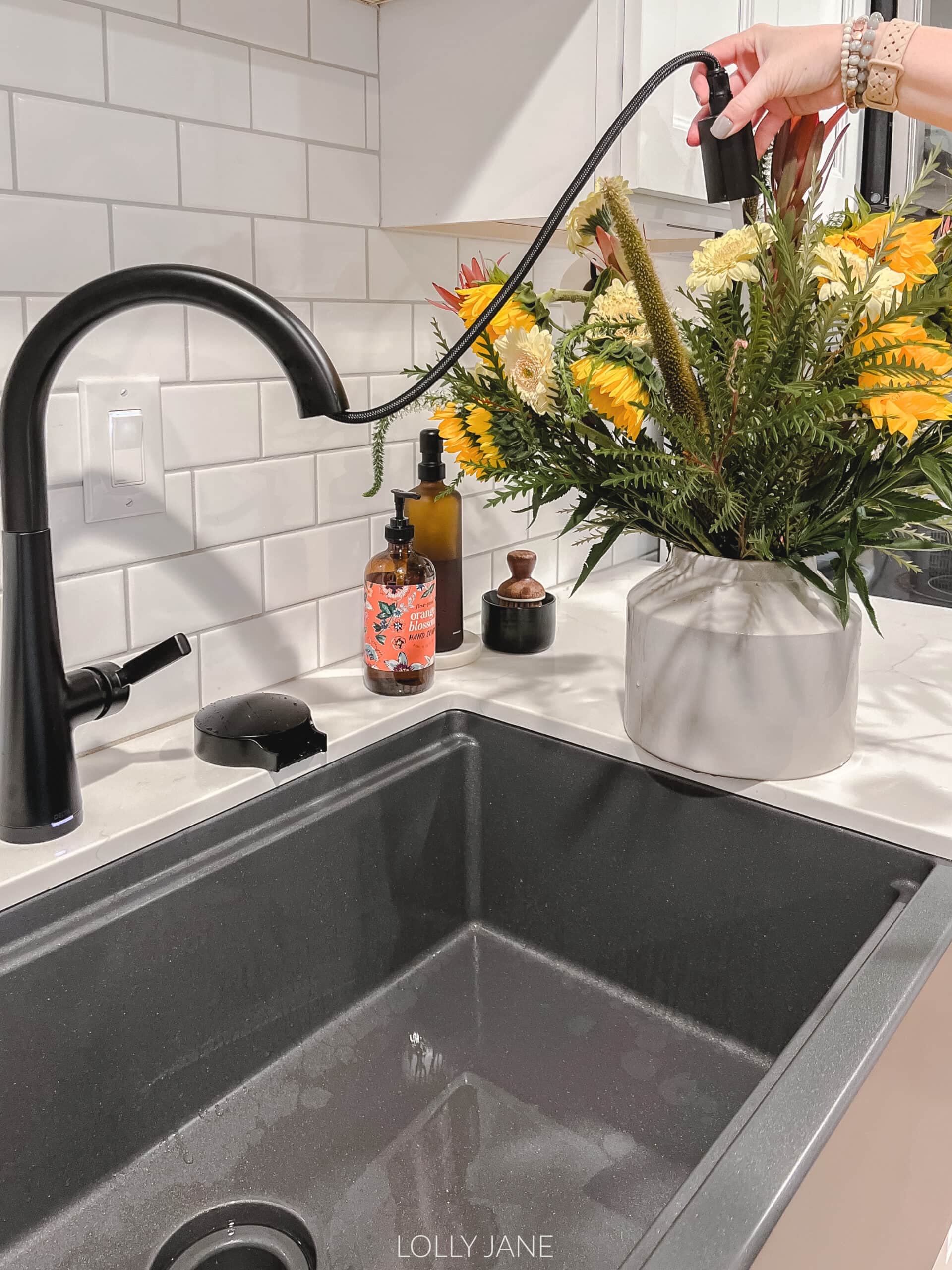 Benefits Of A Touchless Faucets   Benefits Touchless Faucet Delta 1 Scaled 