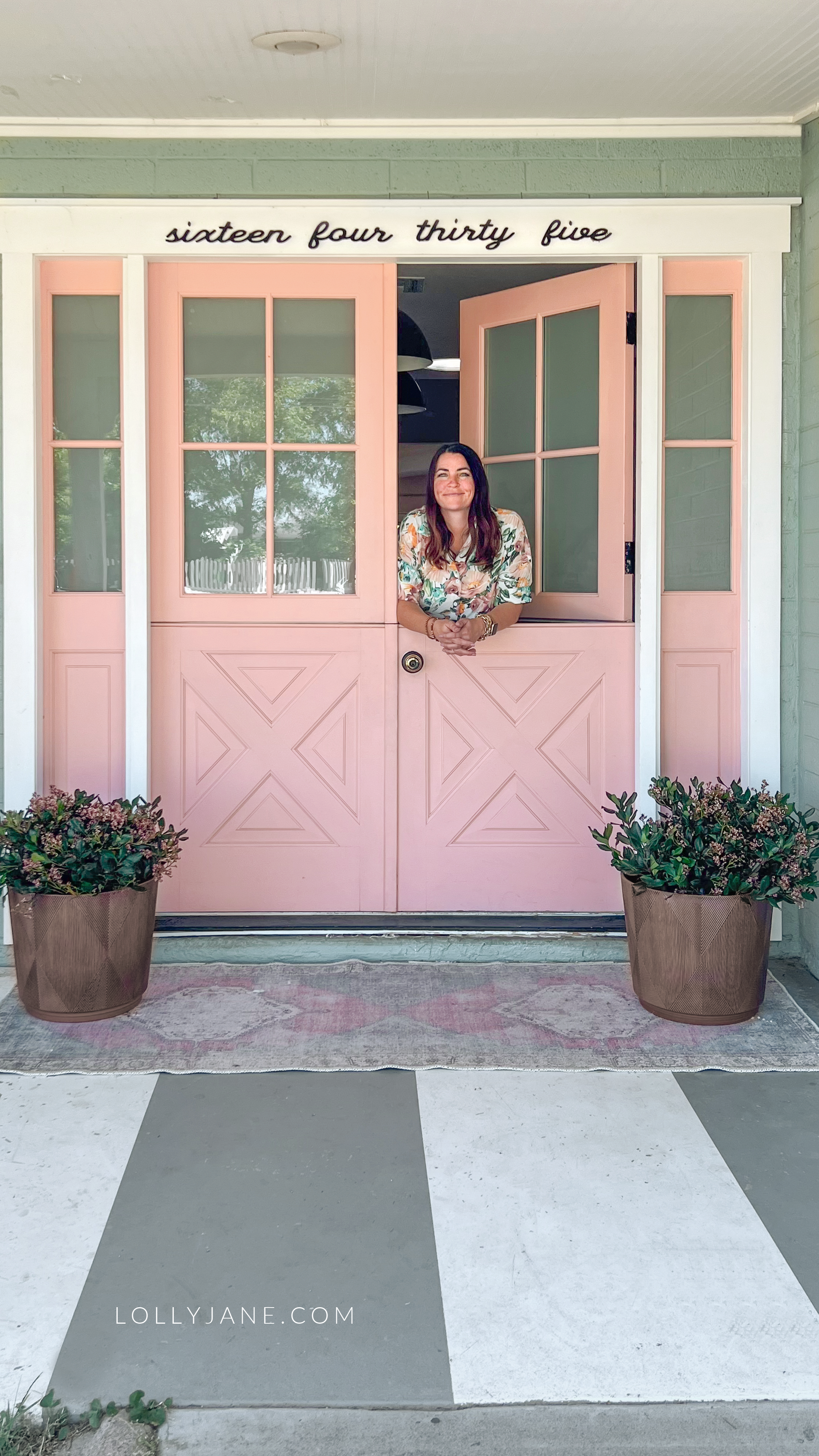 How to decorate your porch with Walmart's latest planters and bushes! Check out these gorgeous Hudson large front porch planters, just plop in your favorite plant for instant decor.
